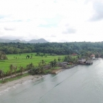 Pantai Nyimas merupakan salah satu wisata di Gresik yang wajib anda kunjungi saat liburan