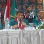 Ketua Umum Partai Idaman Rhoma Irama saat memberikan keterangannya kepada Media, Minggu (6/3) di Hotel Sari Pan Pacific, Jakarta. foto: rakisa/ BANGSAONLINE