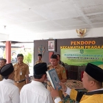 Acara pelantikan 3 anggota Badan Permusyawaratan Desa di pendopo Kecamatan Pragaan