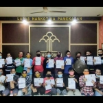 Sebanyak 20 narapidana Lapas Narkotika Kelas IIA Pamekasan jalani program asimilasi rumah dan 1 narapidana menghadap Kejari Pamekasan.