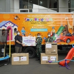 Toys Kingdom melalui Kawan Lama Foundation memberikan mainan edukatif kepada anak-anak yang tengah melakukan isolasi mandiri di Wisma Atlet, Kemayoran. (foto: ist)