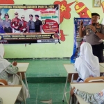 Kapolsek Senori langsung memimpin sosialisasi rekrutmen Polri di sekolah-sekolah.