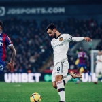 Bruno Fernandes cetak gol pembuka MU di laga melawan Crystal Palace yang berakhir 1-1. 