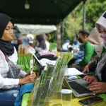 Suasana ketika Bazar Pelayanan Publik yang digelar DPMPTSP-Naker Kota Probolinggo.