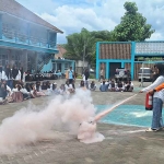 Pelatihan yang dilakukan BPBD Jatim untuk santri, ustadz, serta ustadzah dalam menghadapi bencana.