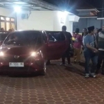 Penjemputan tersangka yang dilakukan petugas dari Satreskrim Polres Pamekasan.