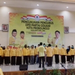 Acara pengukuhan pengurus DPD Partai Golkar Kota Probolinggo masa bakti 2020-2025, Sabtu (14/11/2020). foto: sugianto/ bangsaonline
