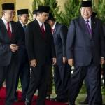Ketua DPR RI Marzuki Alie sempat mendampingi Presiden RI SBY sebelum akhirnya pingsan di ruang VVIP. Foto: antara
