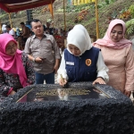 Menikmati areal persawahan di Lembah Njeruk. Tempat ini diresmikan Bupati Ikfina, Sabtu (17/12/2022).