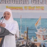 Gubernur Jawa Timur, Khofifah Indar Parawansa melakukan Ground Breaking revitalisasi pengembangan Pelabuhan Dungkek dan Giliyang, Kabupaten Sumenep. foto:  ist
