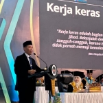 Wakil Menteri Pendidikan Tinggi, Sains, dan Teknologi Republik Indonesia, Prof. Dr. Fauzan, saat menyampaikan orasi ilmiah bertajuk Menggapai Keberhasilan. (Ist).
