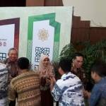 Dirut PT SI, Rizkan Chandra bersama jajaran direksi saat halal bihalal. foto: SYUHUD/ BANGSAONLINE

