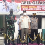 Gus Ipul saat memimpin apel gelar pasukan.