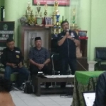 Pembukaan seacara simbolis penghitungan suara di Kecamatan Klojen Kota Malang. foto: Iwan Irawan/ BANGSAONLINE