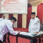 Wali Kota Pasuruan saat melantik 106 PNS Fungsional.