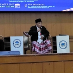 Prof Dr KH Asep Saifuddin Chalim, MA, dalam acara Seminar Nasional Guru Madrasah Indonesia di Auditorium Harun Nasution Universitas Islam Negeri (UIN) Syarif Hidayatullah Jakarta, Selasa (16/12/2025). Foto: MMA/bangsaonline.