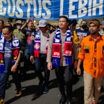 Kapolresta Malang Kota Kombes Pol Budi Hermanto turun langsung memimpin pengamanan acara refleksi dalam rangka HUT ke-35 Arema.