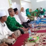 Kartika Hidayati saat menghadiri pertemuan rutin Muslimat NU Sarirejo.