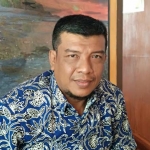 Ketua KPU Pacitan, Damhudi. foto: YUNIARDI S/ BANGSAONLINE