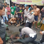 Proses penangkapan pelaku jadi tontonan warga.