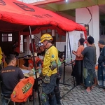 Posko SAR di dekat lokasi kejadian ambruknya musala Ponpes Al Khoziny, Sidoarjo. Foto: Ist