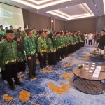 Prof Dr KH Asep Saifuddin Chalim, MA saat melantik Pengurus Wilayah Persatuan Guru Nahdlatul Ulama (Pergunu), Pengurus Cabang Pergunu, dan Pengurus Anak Cabang Pergunu se-Sulawesi Utara (Sulut) di Hotel The Sentral Manado, Sulawesi Utara, Sabtu (8/11/2025). Foto: MMA/bangsaonline