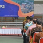 Acara penyerahan SPPT PBB-P2, bertempat di lapangan Tennis Indoor Pemkab Kediri. foto: kominfo