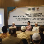 Proses pelaksanaan penandatanganan MOU antara MUI dan Baznas Kota Probolinggo.