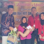 Para alumni SMAN 2 Pamekasan saat menggelar sunatan massal gratis.