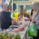 Pasar murah di Bojonegoro.