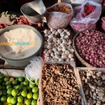 Harga sembako di Jatim hari ini masih cenderung stabil. Foto: Sulthon/BANGSAONLINE.