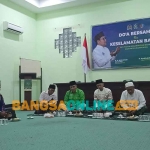 Doa bersama yang digelar DPC PKB Bangkalan. Foto: SUBAIDAH/BANGSAONLINE
