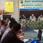 Suasana rakor Forpimda Kabupaten Mojokerto di ruang eksekutif Mapolres setempat. (gunadhi/BANGSAONLINE)