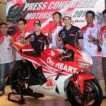 Marc Marquez dan Dani Pedrosa saat konferensi pers. foto: detik.com