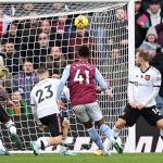 Aksi pemain Aston Villa Jacob Ramsey usai membawa Aston Villa ungul 3-1 atas Manchester United 