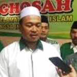 Gus Mamak memberi keterangan pers, Rabu (20/3).