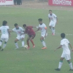 Pertandingan di Stadion Gajah Mada Mojosari. Foto: SOFFAN S/BANGSAONLINE