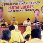 KONSOLIDASI: DPD Golkar Sidoarjo menggelar konsolidasi pasca turunnya SK kepengurusan, di Kantor Golkar, Minggu (28/8). foto istimewa