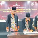 Rapat pleno terbuka rekapitulasi dan penetapan DPS pemilu 2024 yang digelar KPU Kabupaten Pasuruan.