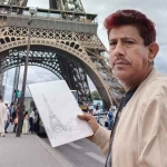 Hamid Nabhan menunjukkan sket Menara Eiffel saat berlibur ke beberapa negara Eropa, salah satunya Prancis.