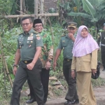 Mayjen TNI Suko Pranoto melakukan peninjauan di beberapa titik lokasi TMMD ke-104 di wilayah Kabupaten Jember.