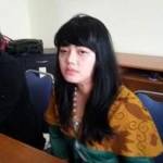 Dita saat mengadu ke LBH Apik di Jakarta belum lama ini. foto: merdeka.com
