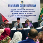 Menteri ATR/BPN saat memberi pembinaan di hadapan jajaran Kanwil BPN Maluku Utara.