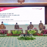 Rapat Umum Pemegang Saham (RUPS) Tahun Buku 2020 yang digelar PT Bank Pembangunan Daerah Jatim, Tbk (PT. Bank Jatim, Tbk) secara hybrid dari Kantor Pusat Bank Jatim, Jalan Basuki Rahmat Surabaya, Senin (3/5/2021).
