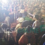 Kericuhan antara Banser dan Brimob saat konser Wali Band. foto: GUNAWAN/ BANGSAONLINE