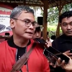 Johan Budi, mantan Jubir KPK saat memberikan keterangan pers.