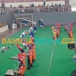 Salah satu tim marching band unjuk kemampuan di JDCC 2025. Foto: MUSTAIN/BANGSAONLINE