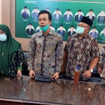 Tasyakuran Harlah PKB ke-22 diperingati secara sederhana oleh anggota Fraksi PKB DPRD Jatim di ruang fraksi. foto: DIDI ROSADI/ BANGSAONLINE