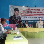 KH. Imam Hasyim Pengasuh PP. At Taufiqiyah saat memberikan sambutan dalan Sosialisasi 4 Pilar Kebangsaan, Selasa (11/2/20).