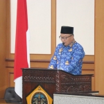 Wakil Bupati Gresik, Asluchul Alif saat membacakan Rancangan KUPA dan PPAS-P pada APBD-Perubahan TA 2025